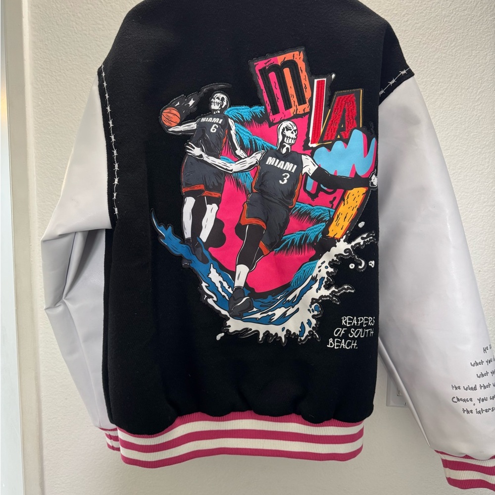 Miami Graphic Bomber Jacket - Black and White 100% wool - Picture 2 of 10